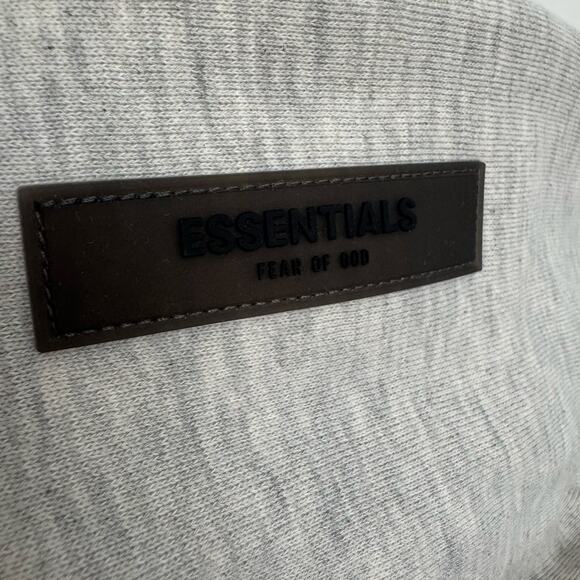 Fear of God ESSENTIALS Hoodie in Light Oatmeal - Picture 6 of 8